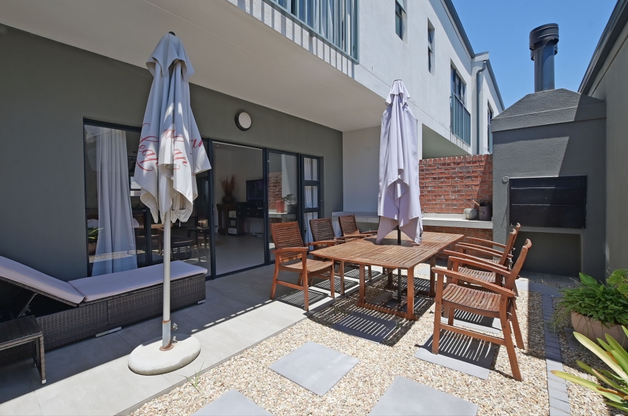 3 Bedroom Property for Sale in Sandown Western Cape